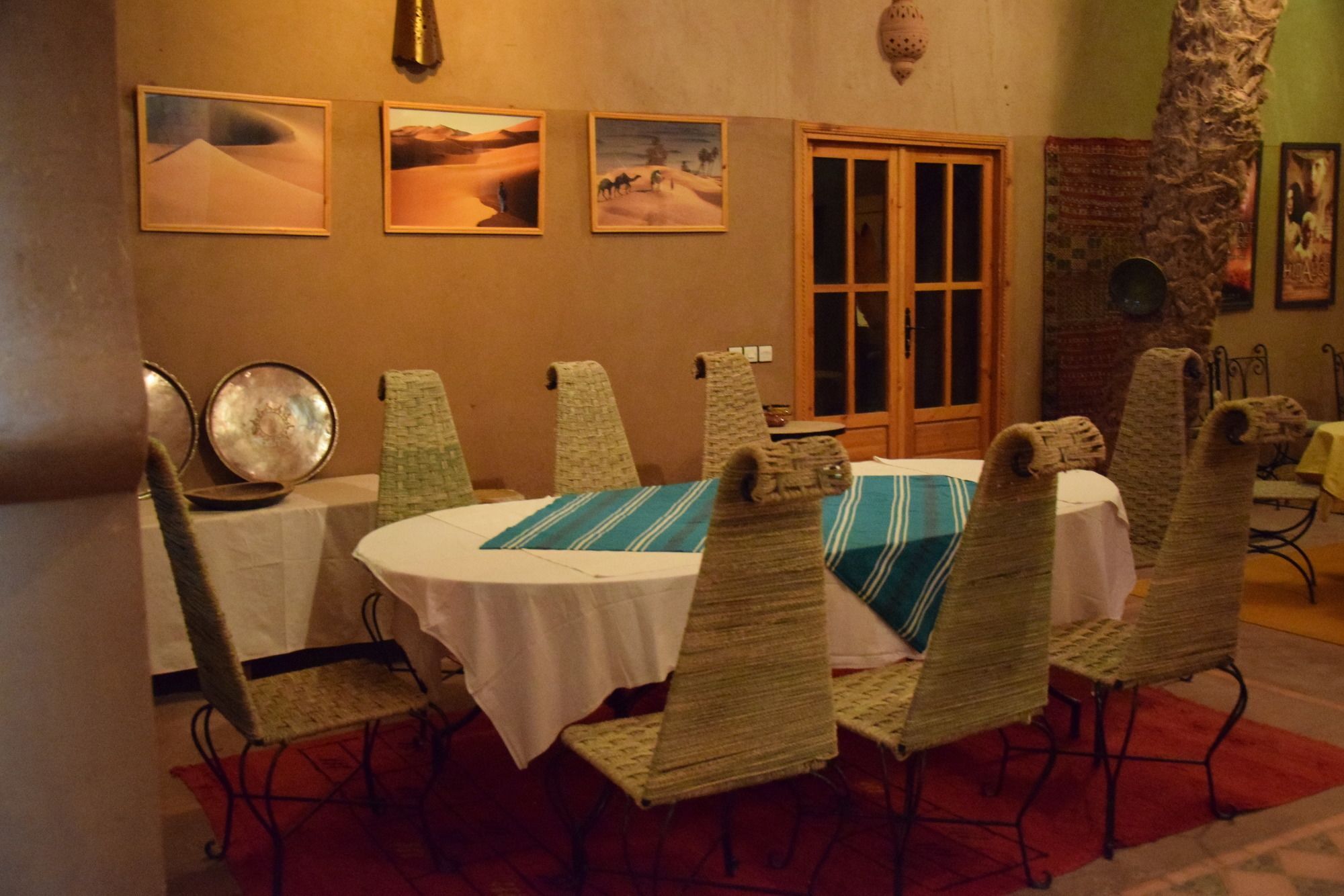 Hotel Carrefour Des Nomades Oulad Driss Esterno foto